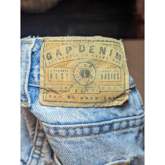 Men's Easy Fit Best Basics Gap Denim Size 33 Distressed Light Wash Dad Short Y2K - Picture 9 of 16